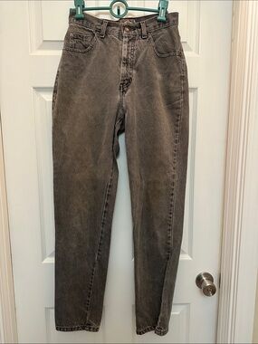 High-Waist Black Wash Vintage Jeans